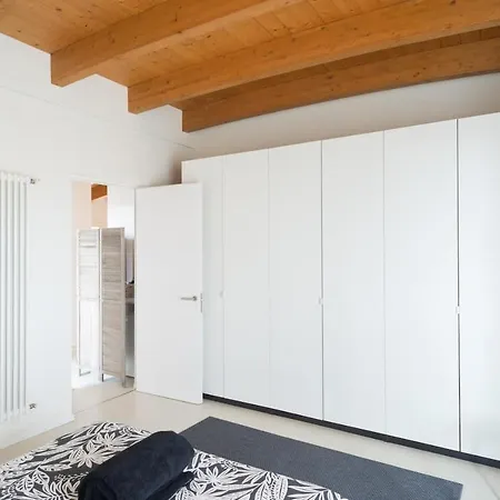 Διαμέρισμα Attico In Zona Montichiari